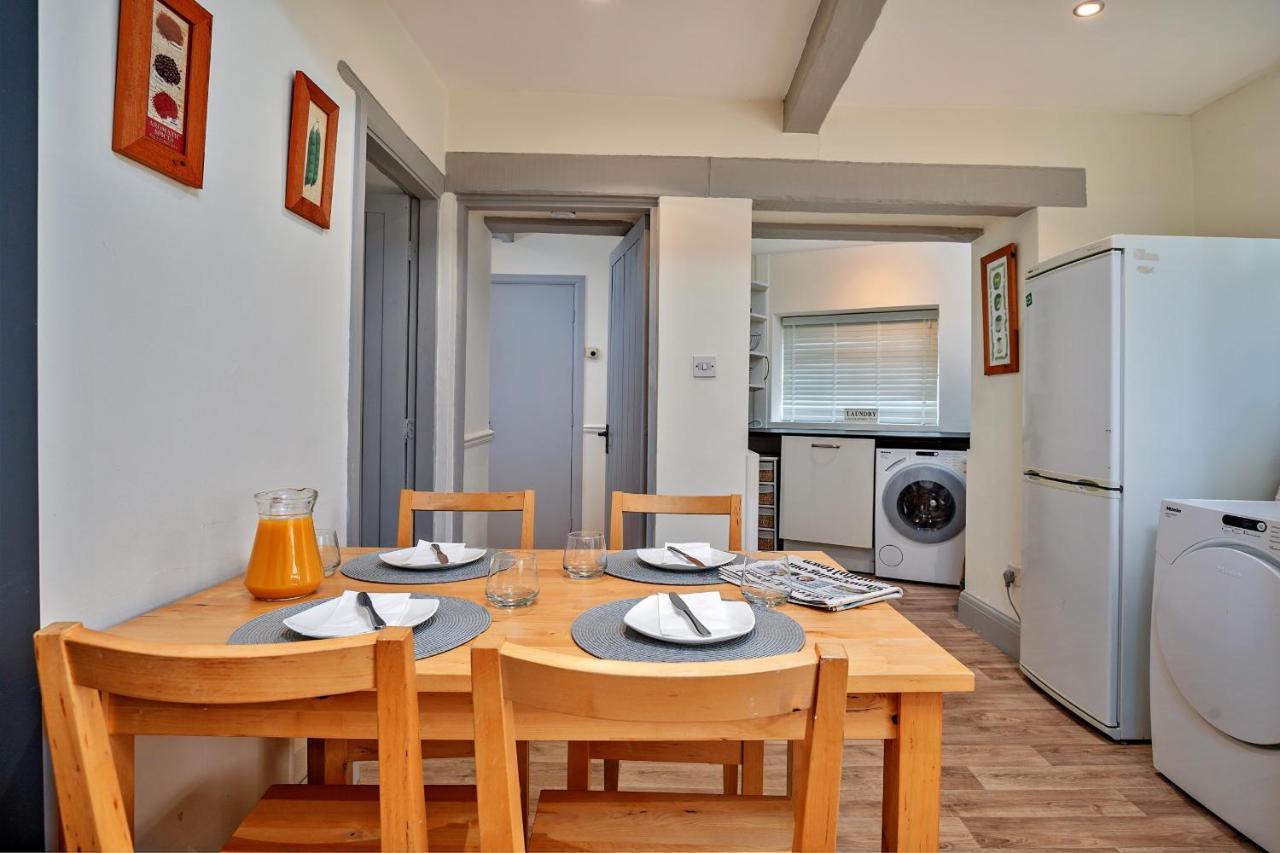 Finest Retreats - Cloggers Cottage Darley المظهر الخارجي الصورة